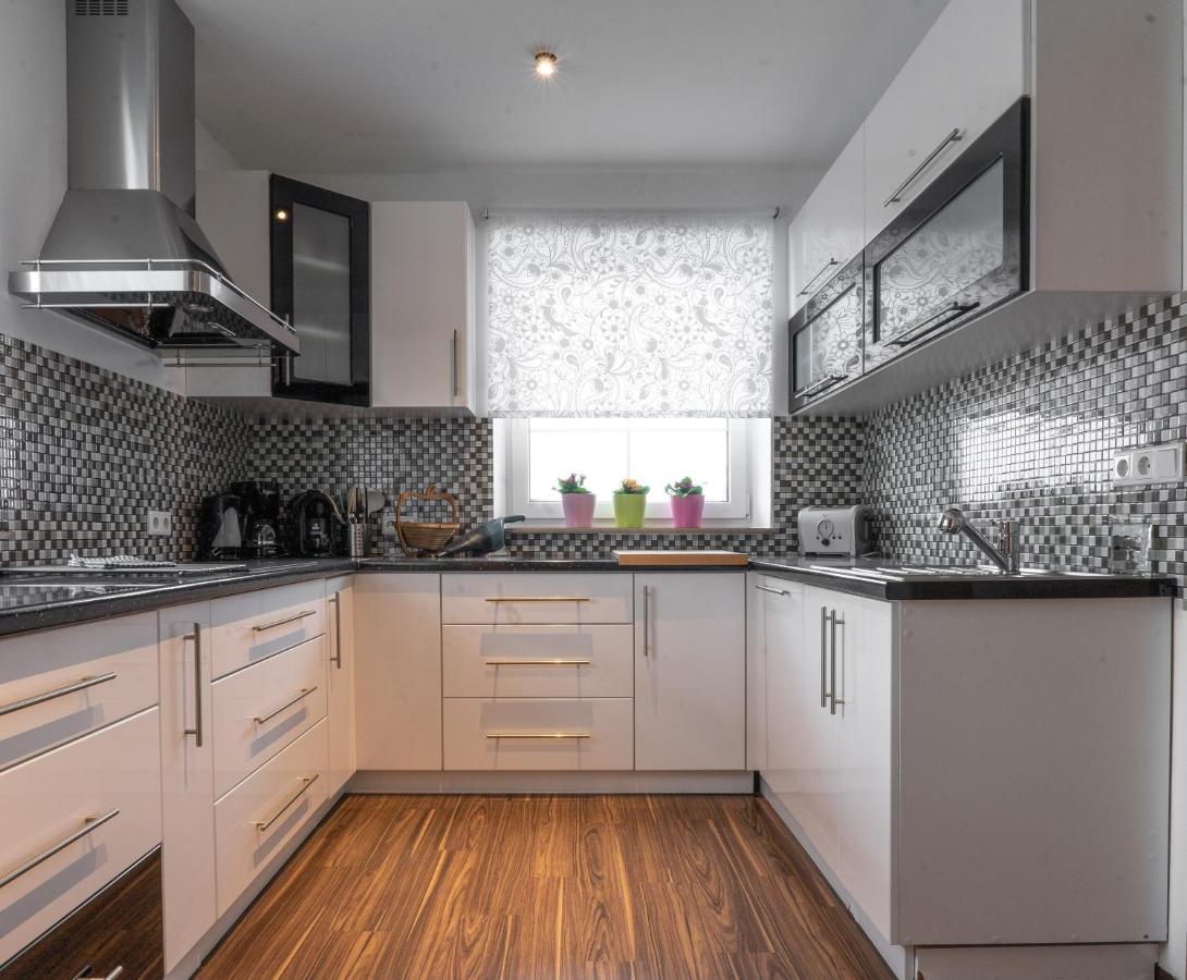 Appartements-Dalila Санкт-Михель  Экстерьер фото